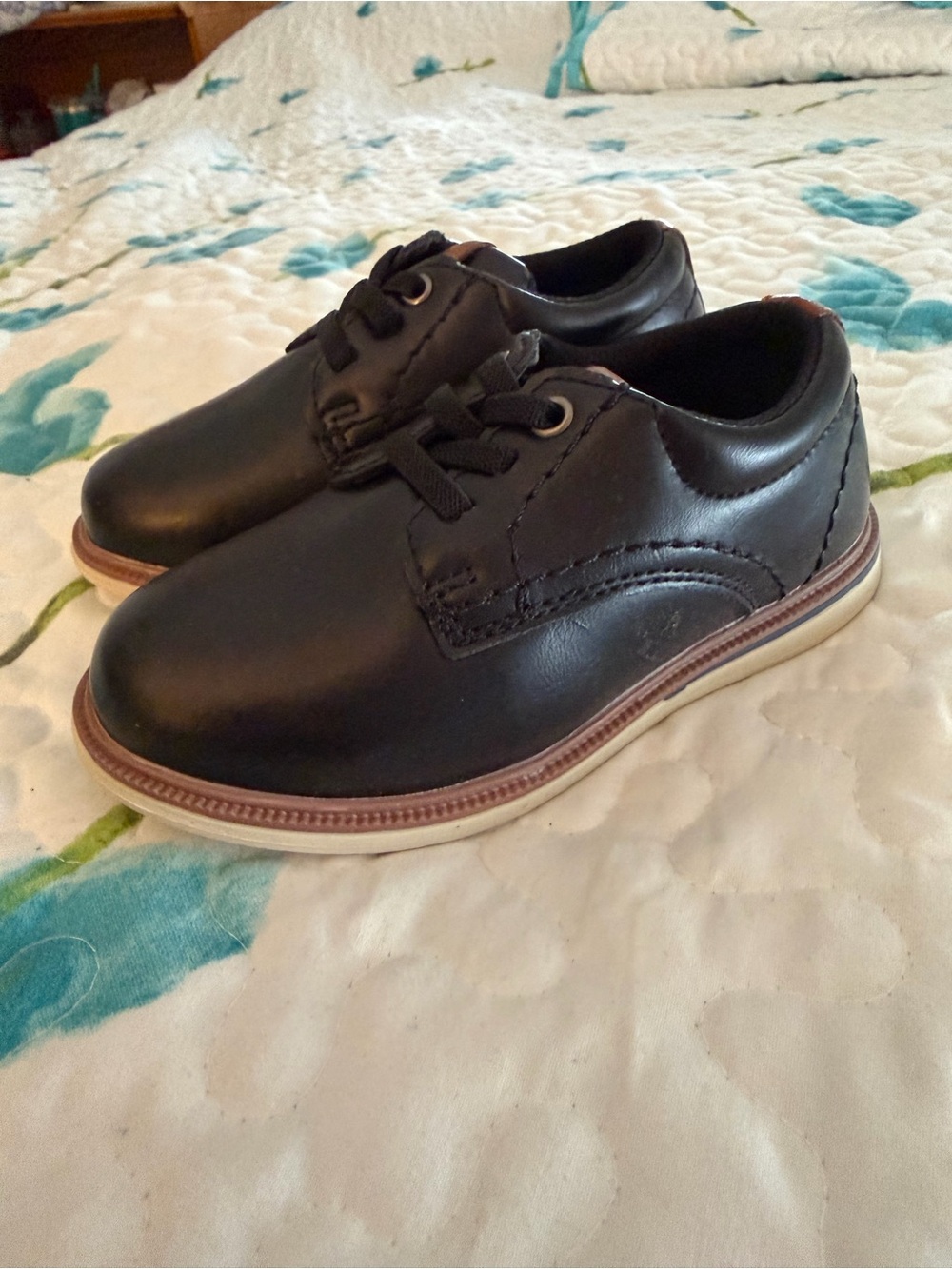 Mix No. 6 Kids Black Lace-Up Dress Shoes with Tan Trim